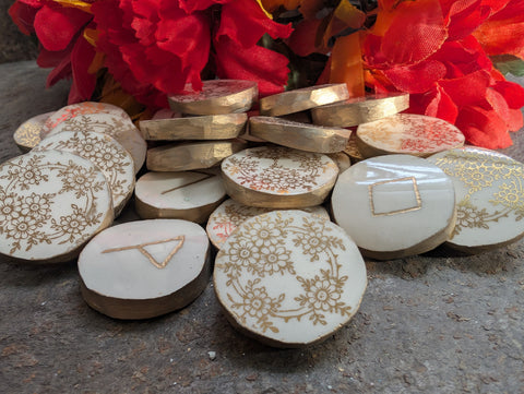 Gilded - Elder Futhark Runes