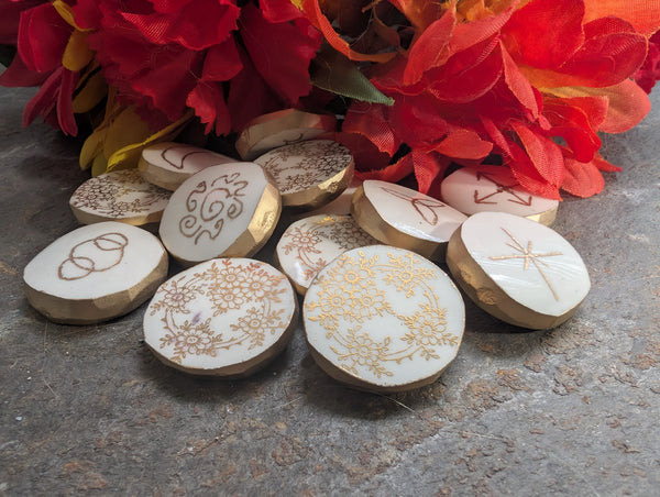 Gilded - witches runes