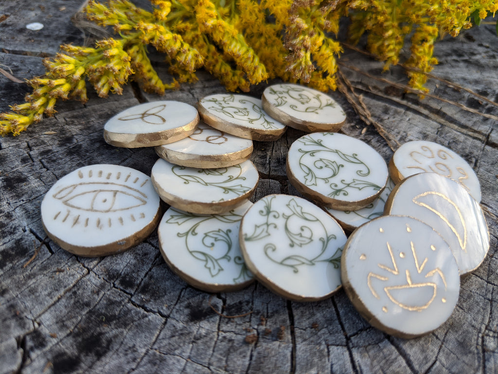 Vinyard - witches runes